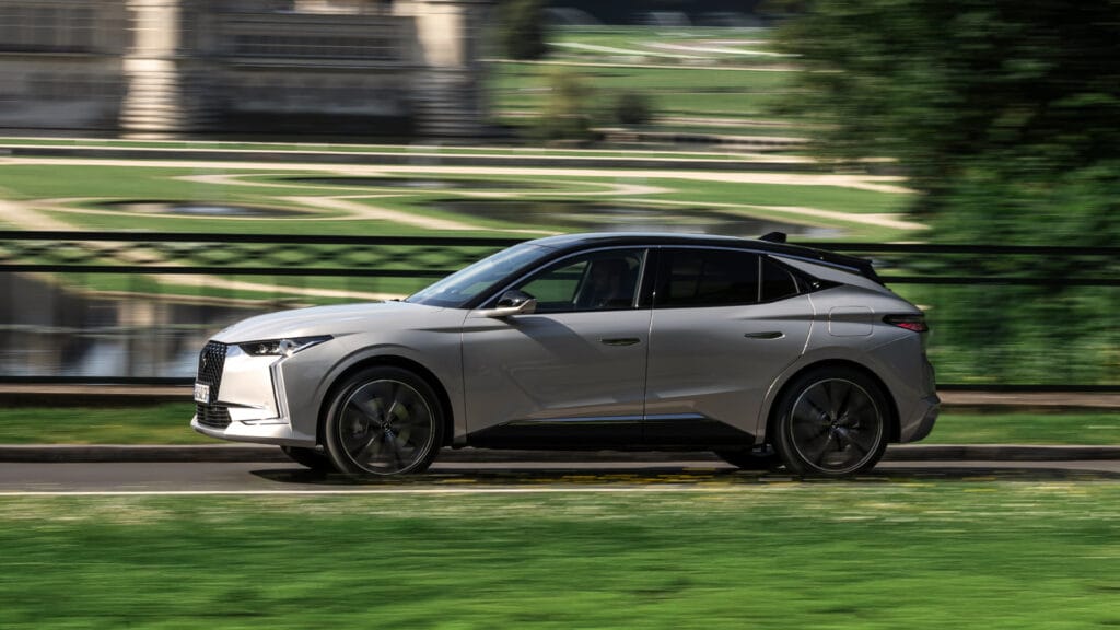 DS Automobiles DS 4